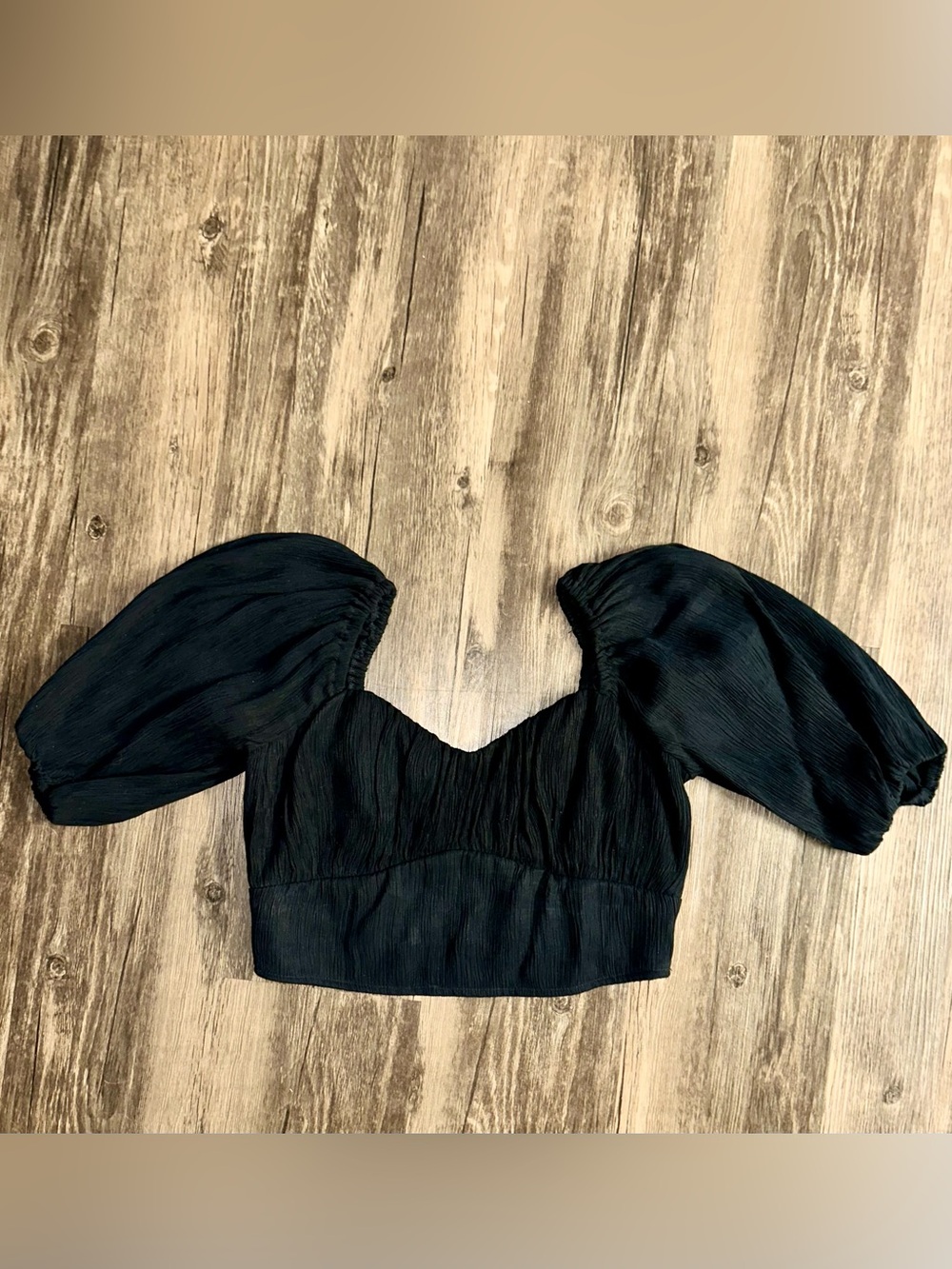 Abercrombie & Fitch Black Puff-Sleeve Cropped Sweetheart Top